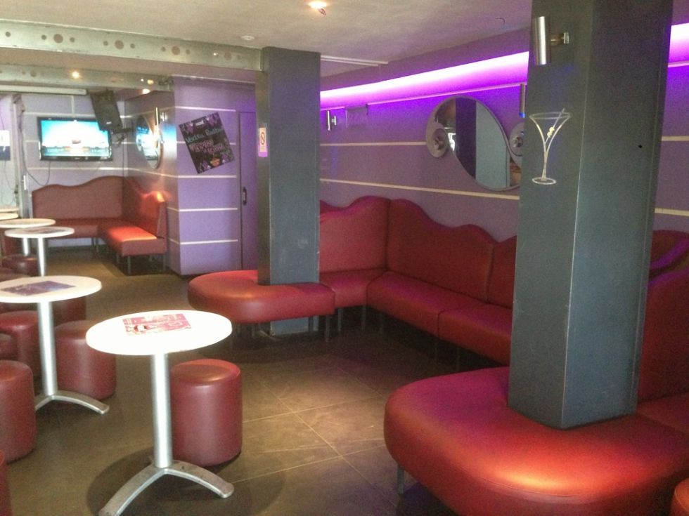 exit café vieux port